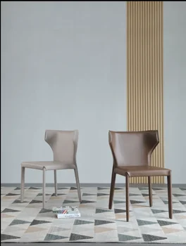 Столы и стулья для пикника из скандинавской седельной кожи кремового цвета, Итальянские ресторанные стулья, спинки стульев, роговые стулья, книжные столы и стулья
